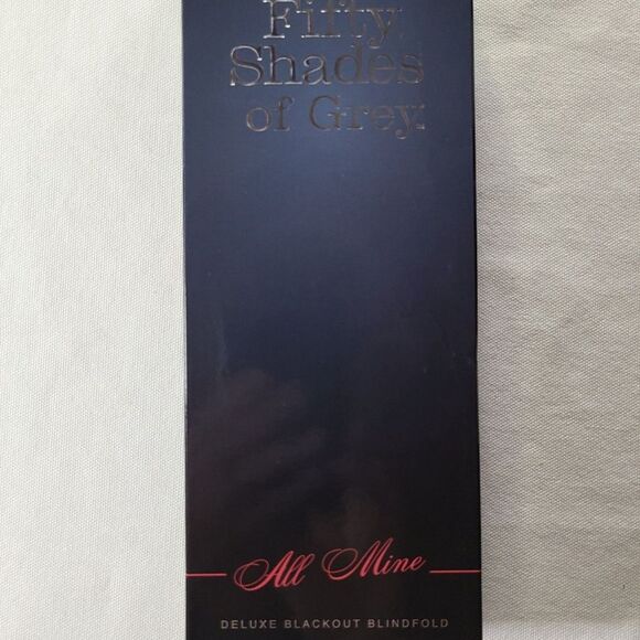 NWT Fifty Shades of Grey Deluxe Blackout Blindfold “All Mine” Satin Mask - Picture 3 of 3